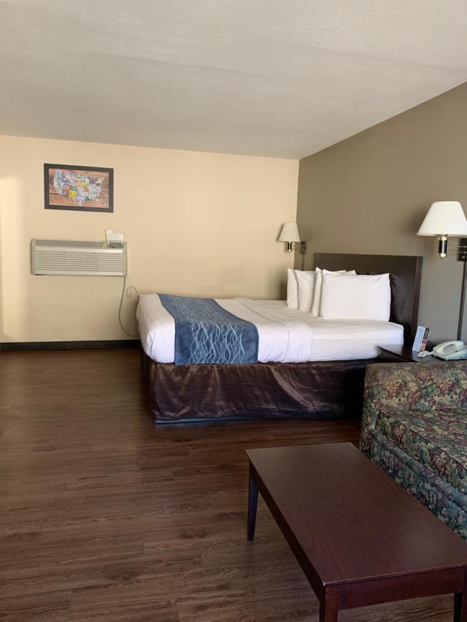 Economy Inn & Suites هانيبال المظهر الخارجي الصورة