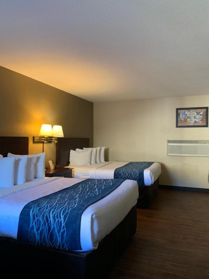 Economy Inn & Suites هانيبال المظهر الخارجي الصورة
