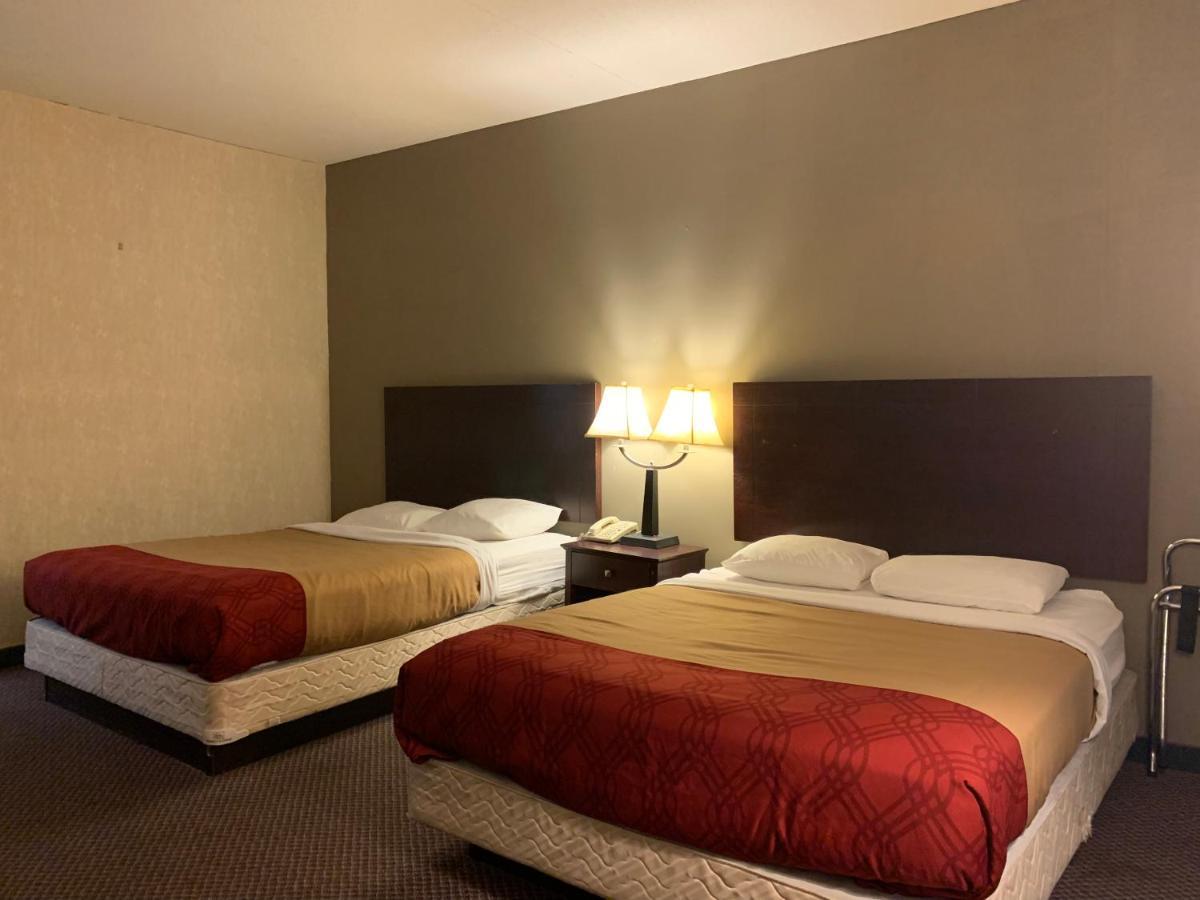 Economy Inn & Suites هانيبال المظهر الخارجي الصورة